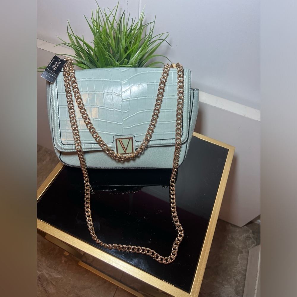 Elegant Mint Green Chain Shoulder Bag